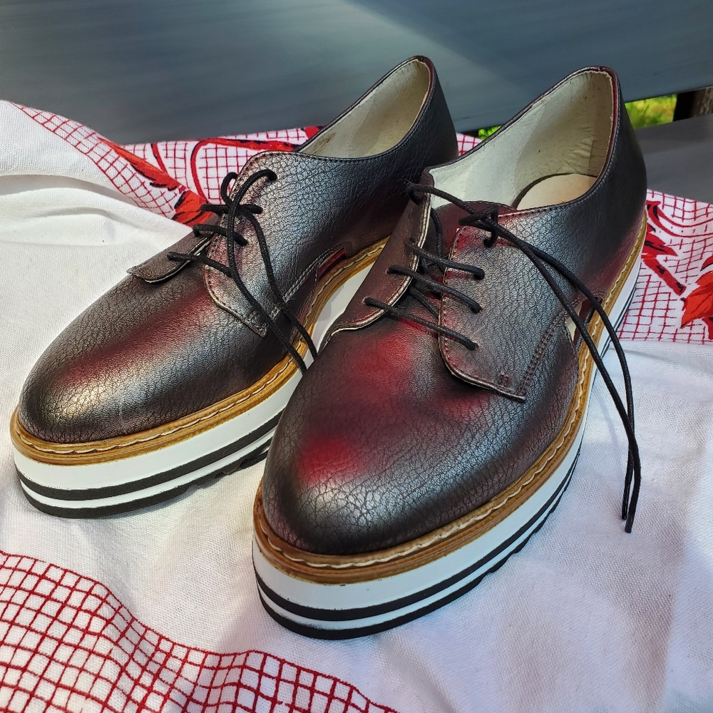 NWOT Summitt White Mountain Leather loafer